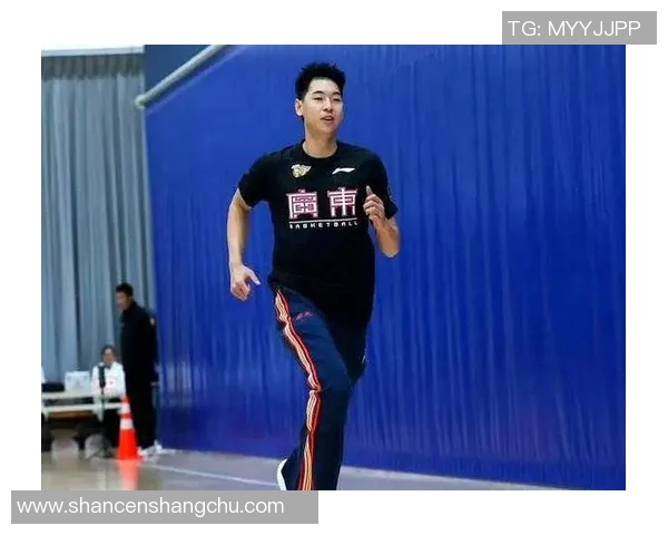 徐杰：从青涩新星到篮球场上的闪耀巨星成长之路